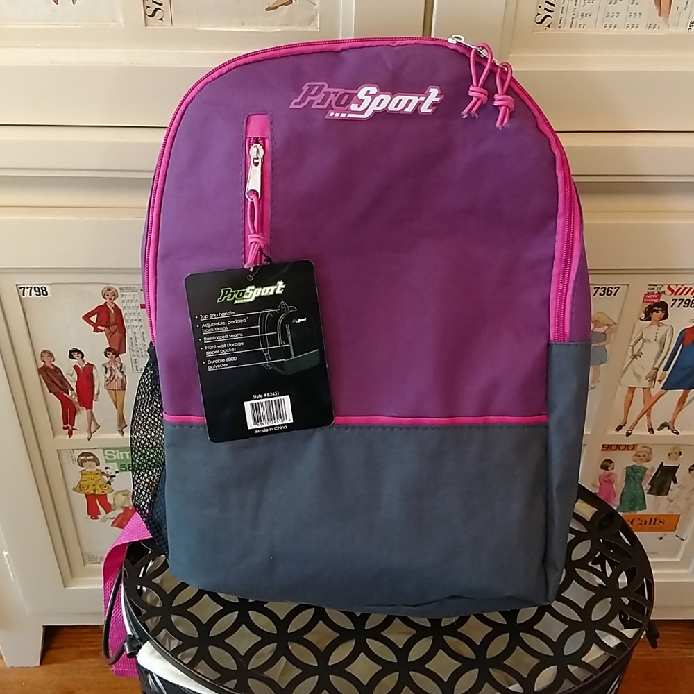 🎀NWT ProSport gray, purple and pink backpack